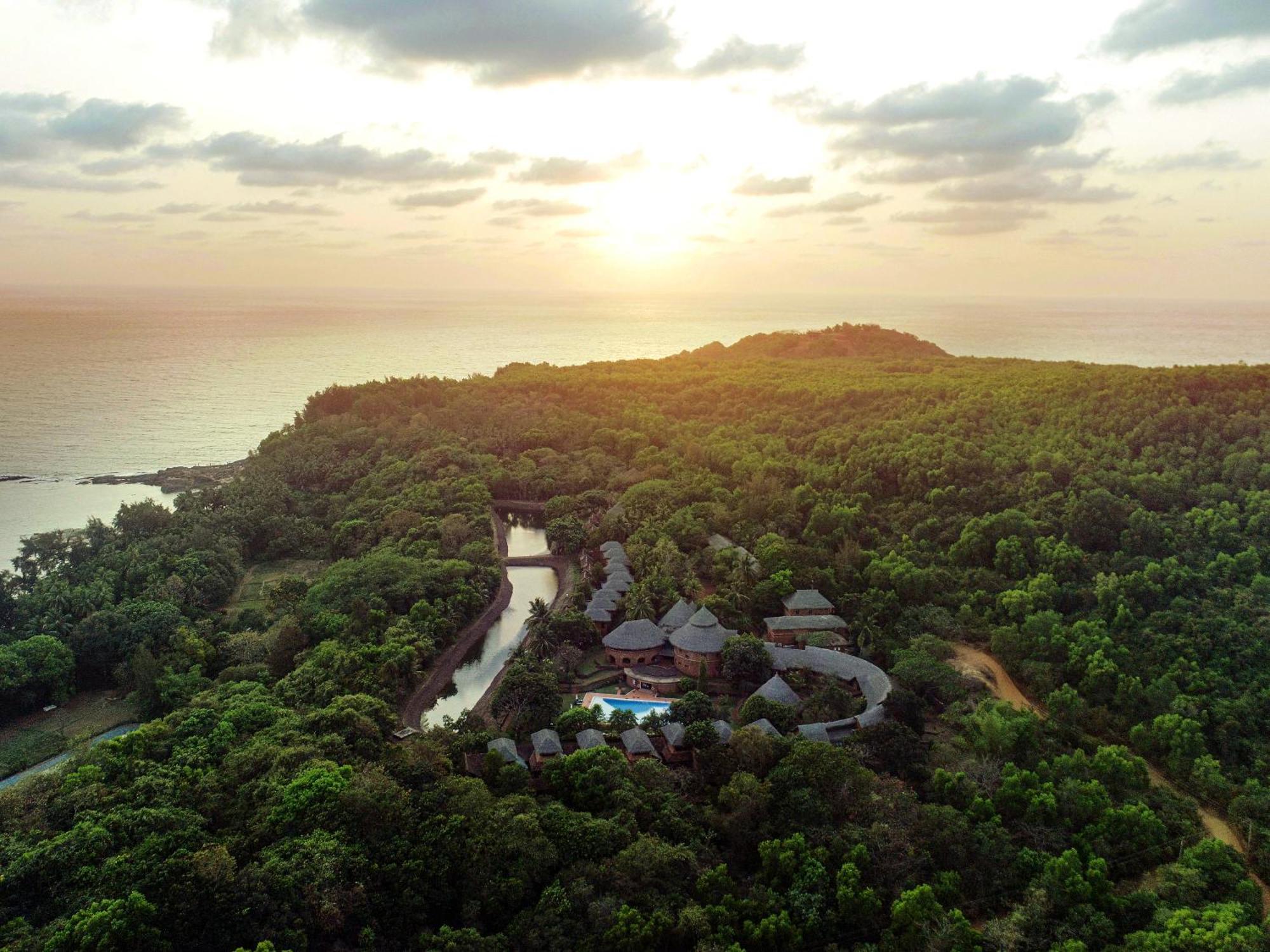 Hotel Swaswara Gokarna - A Cgh Earth Experience Extérieur photo
